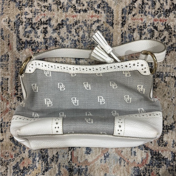 Dooney & Bourke Signature Canvas/Leather Vintage Shoulder Bag #K7584121 - Picture 5 of 17